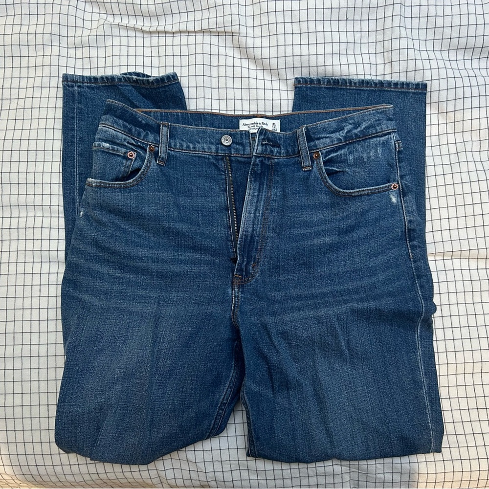 Ultra High Rise Ankle Straight Jean 31L